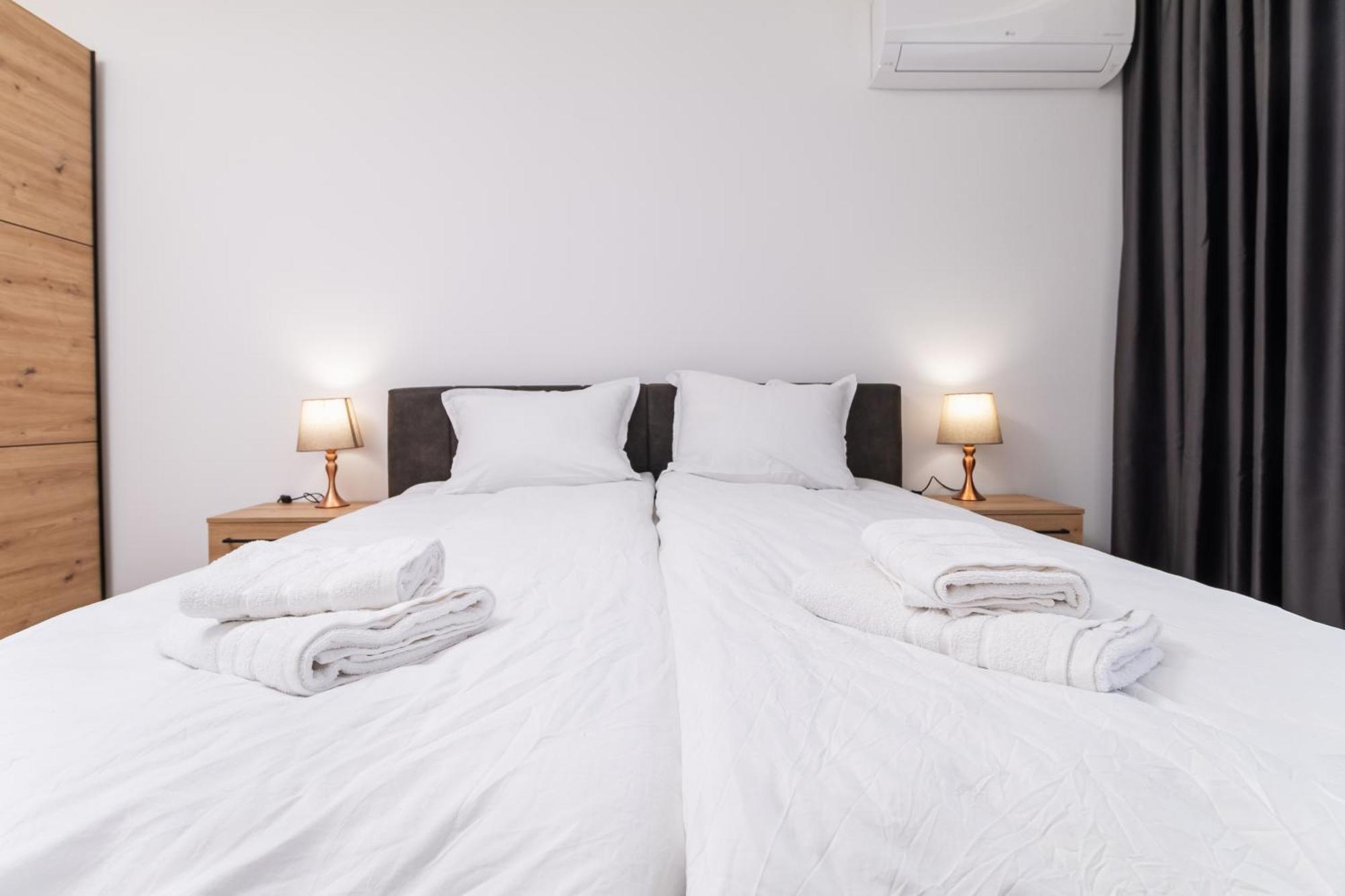 Modern 1-Bedroom Apartments Пловдив Екстериор снимка