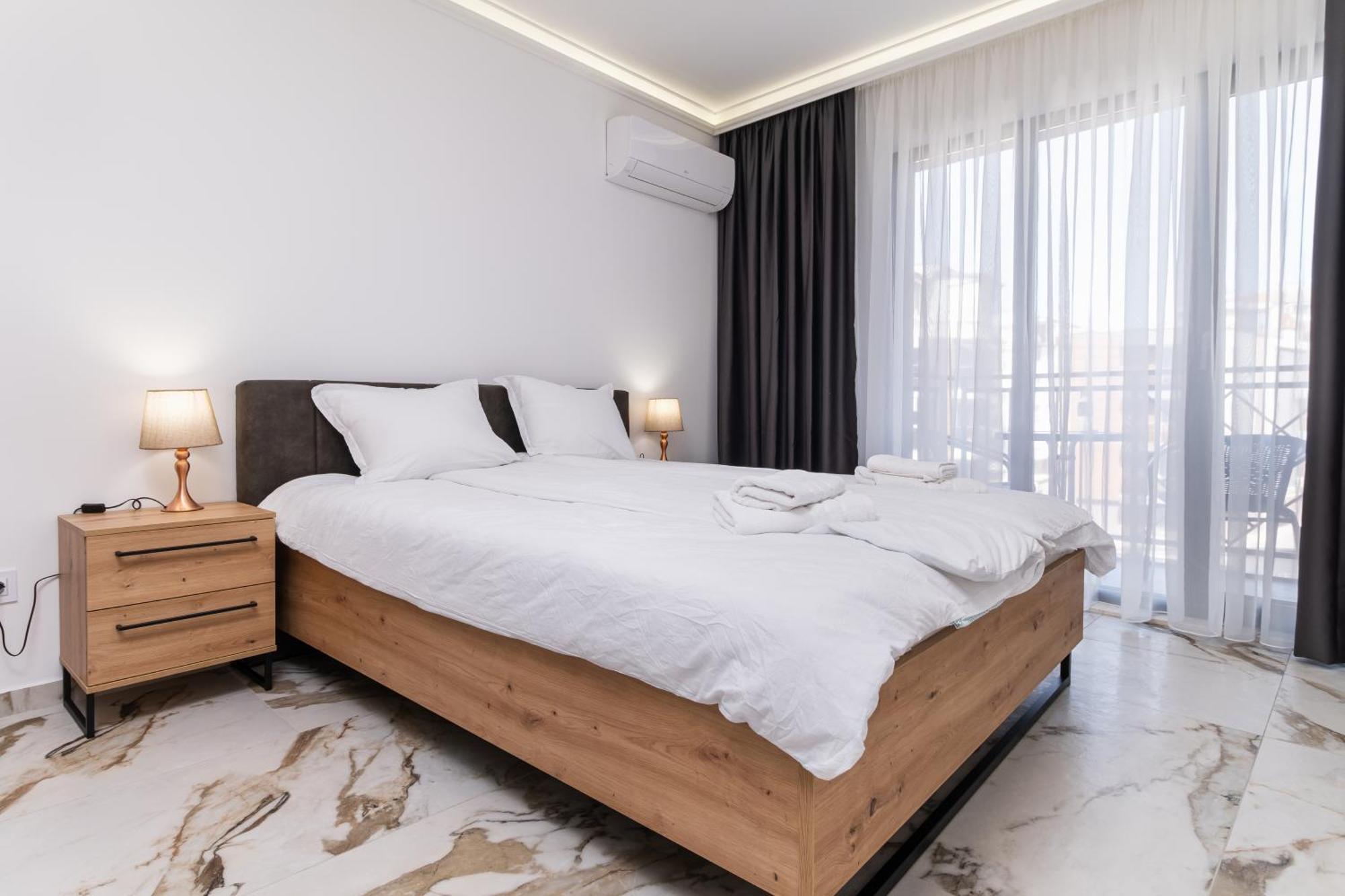 Modern 1-Bedroom Apartments Пловдив Екстериор снимка