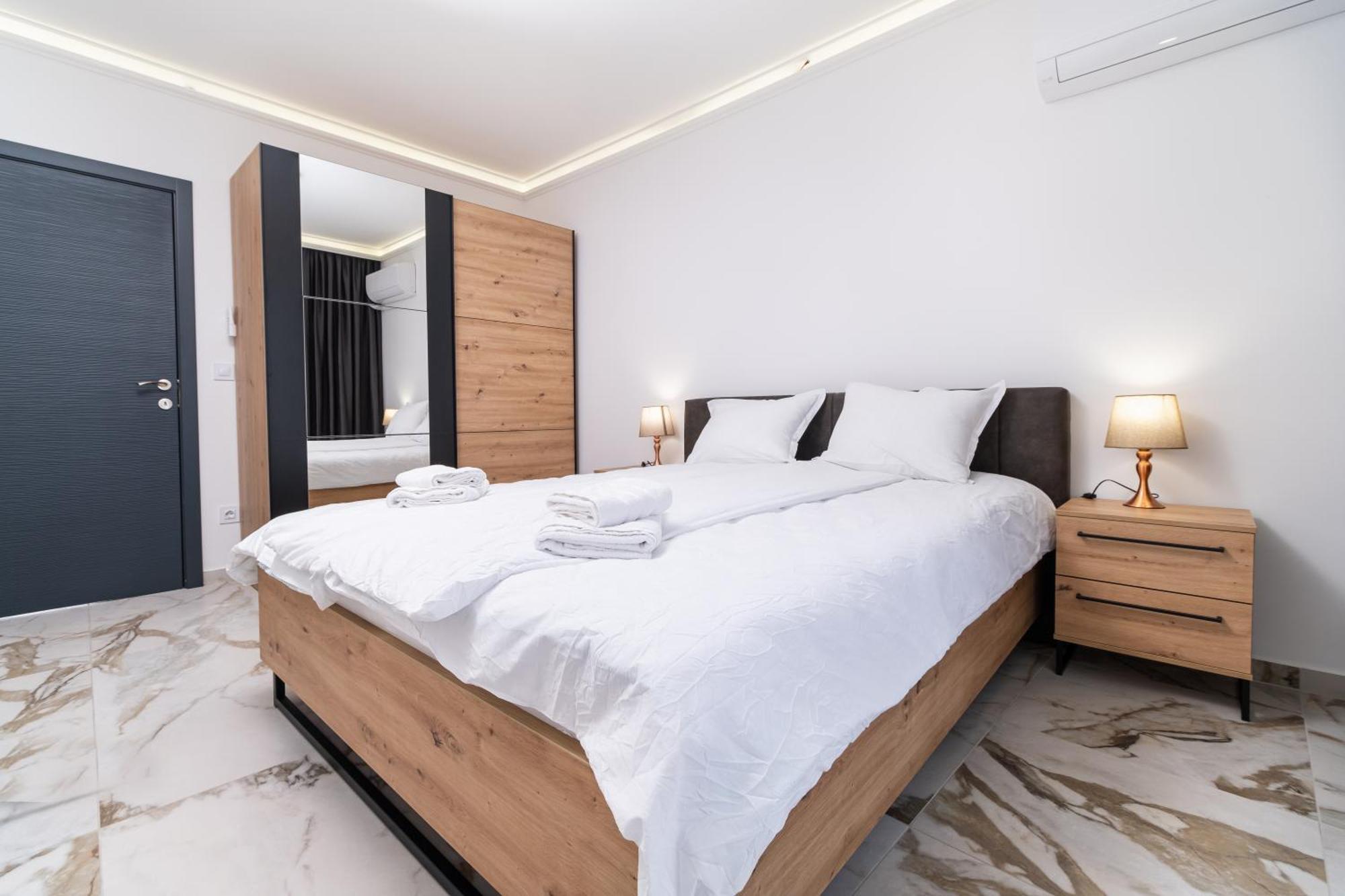 Modern 1-Bedroom Apartments Пловдив Екстериор снимка