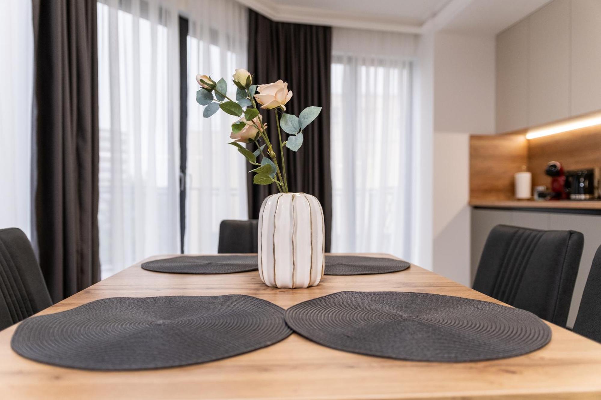 Modern 1-Bedroom Apartments Пловдив Екстериор снимка
