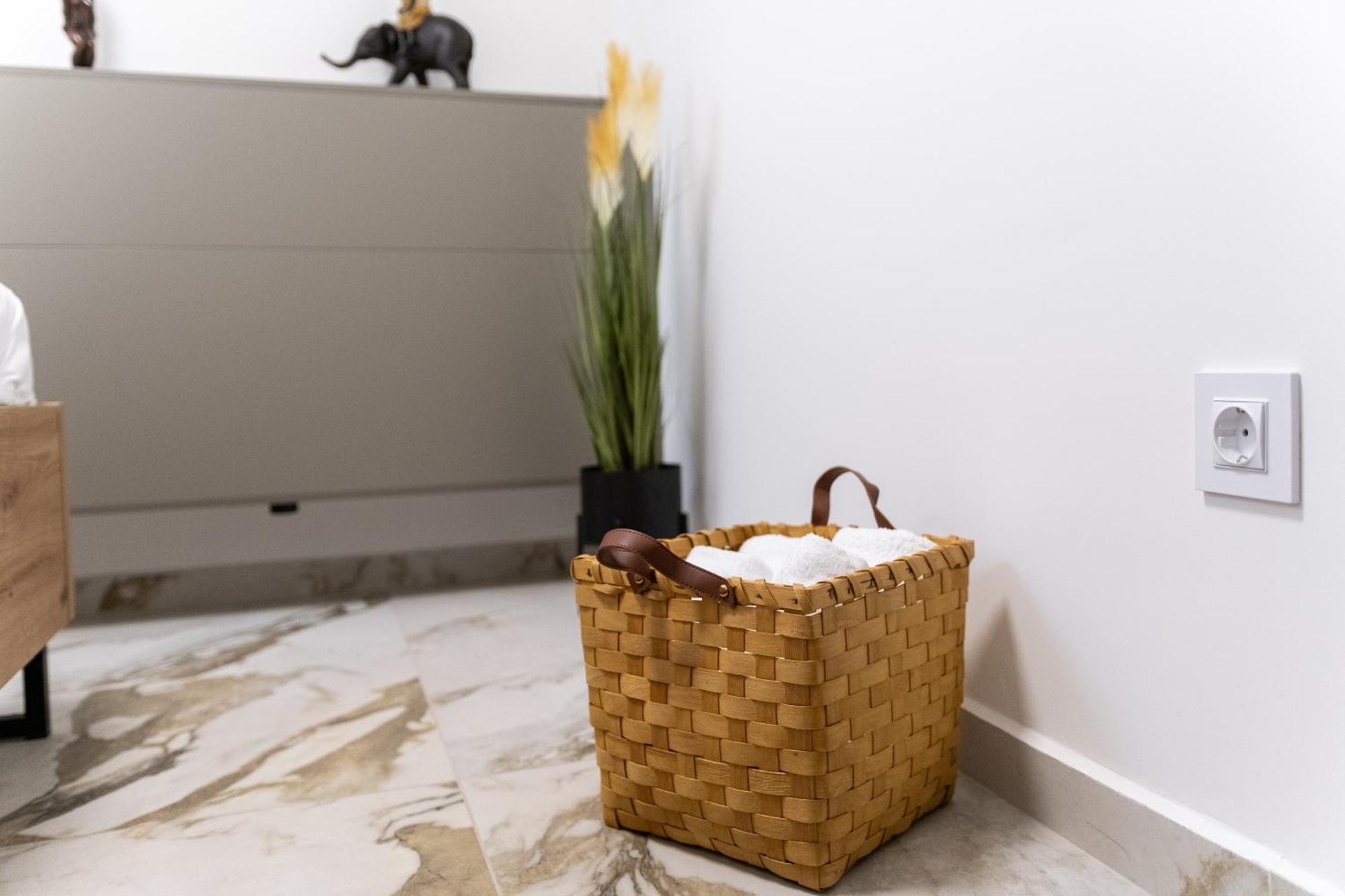 Modern 1-Bedroom Apartments Пловдив Екстериор снимка