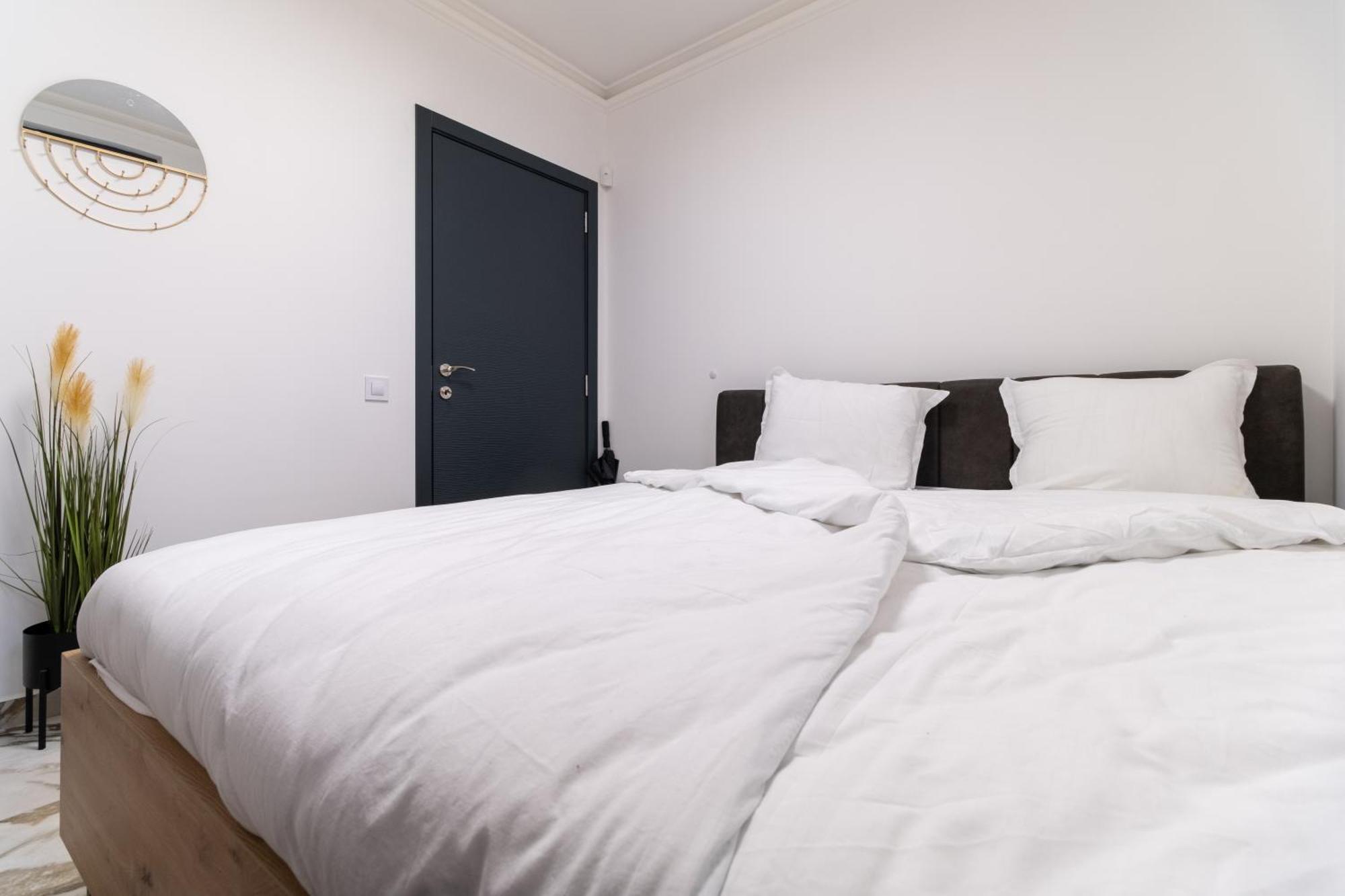 Modern 1-Bedroom Apartments Пловдив Екстериор снимка